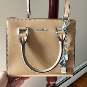 Calivin Klein Crossbody